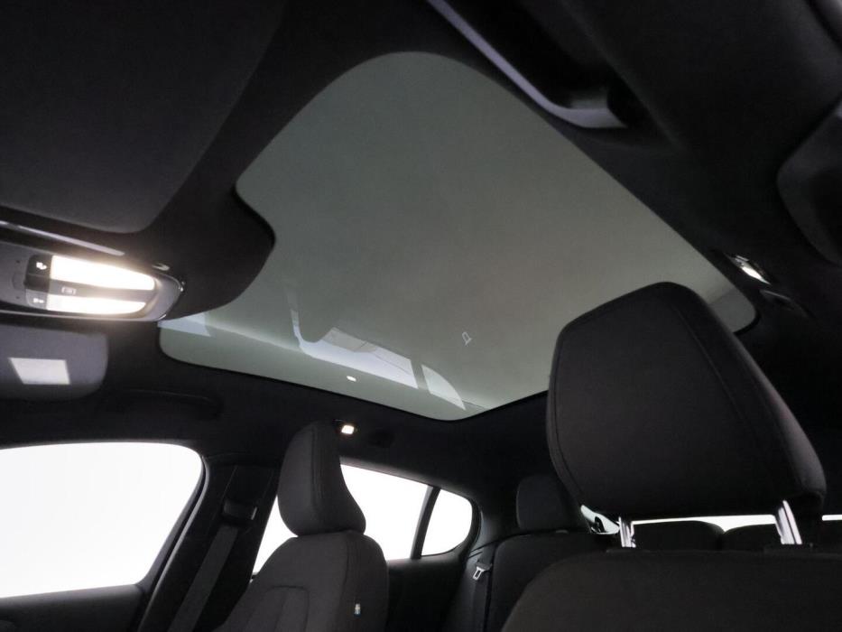 VOLVO C40 2022