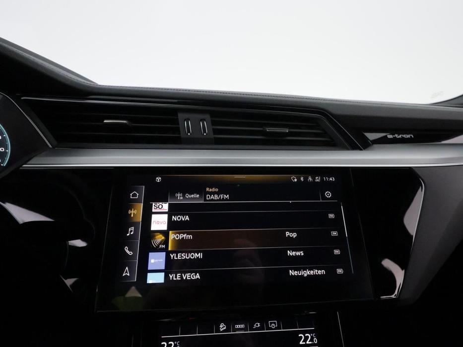 AUDI E-TRON 2023