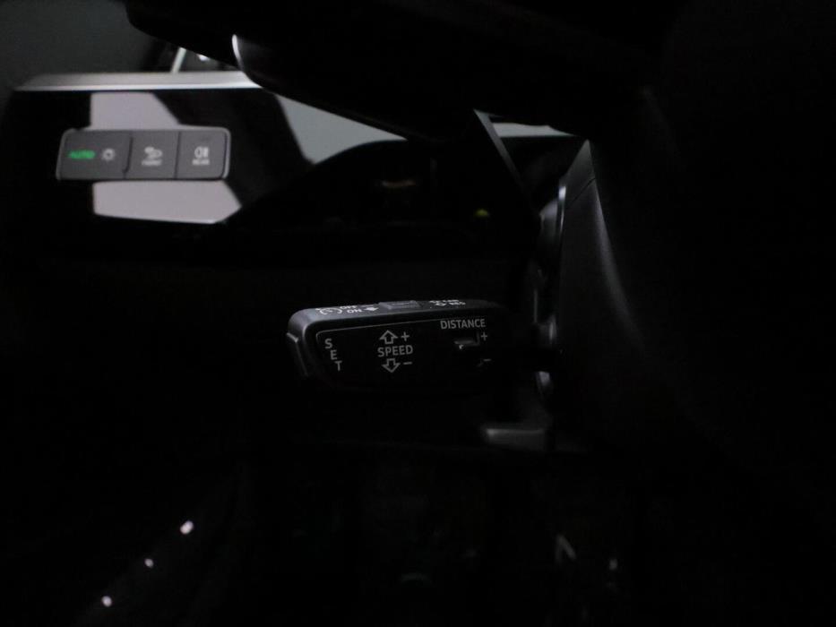 AUDI E-TRON 2023
