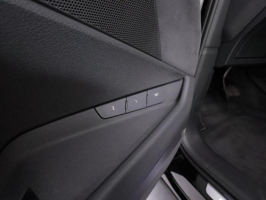 AUDI E-TRON 2023