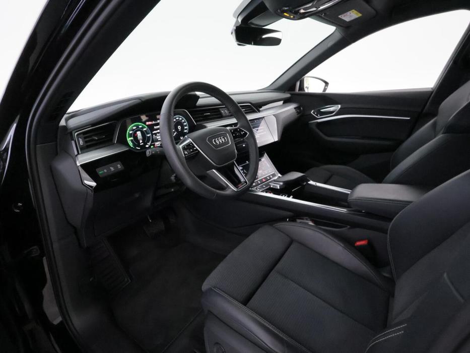 AUDI E-TRON 2023