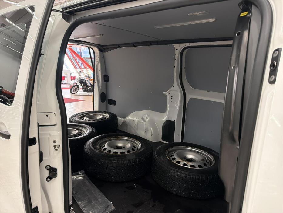 TOYOTA Proace 2021