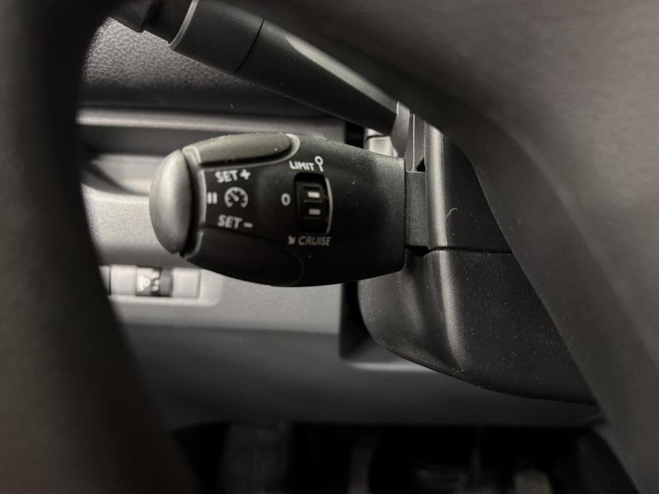 TOYOTA Proace 2021
