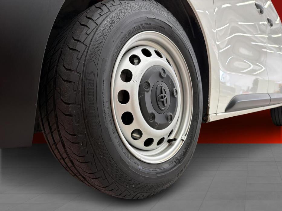 TOYOTA Proace 2021