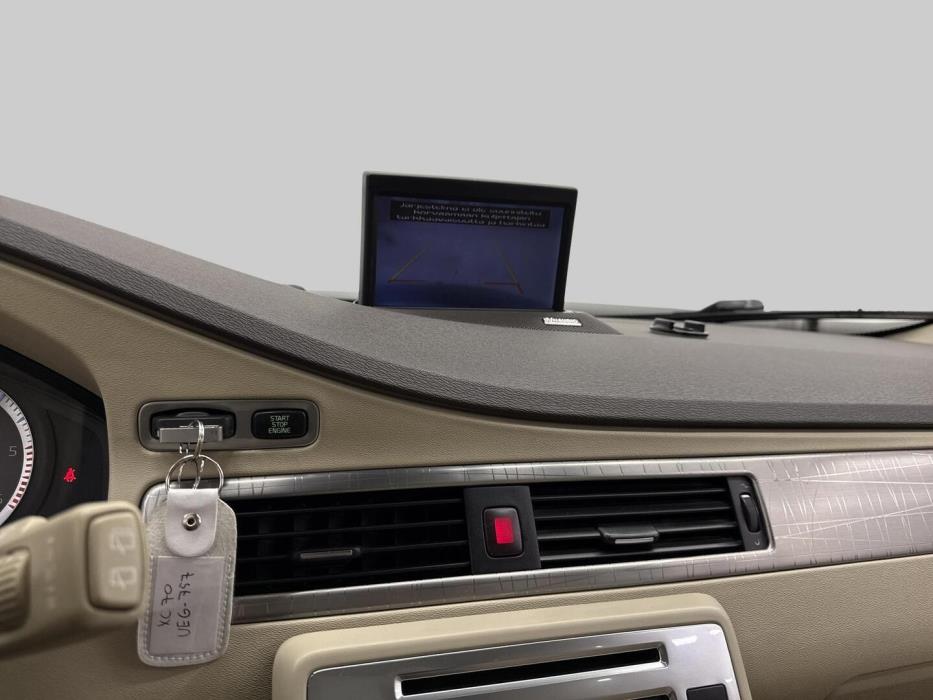 VOLVO XC70 2010
