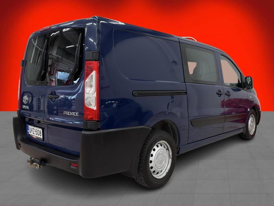 TOYOTA Proace 2013
