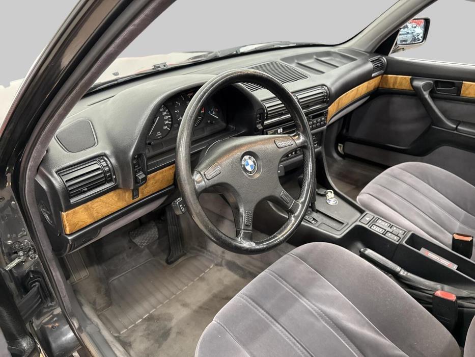 BMW 735 1987