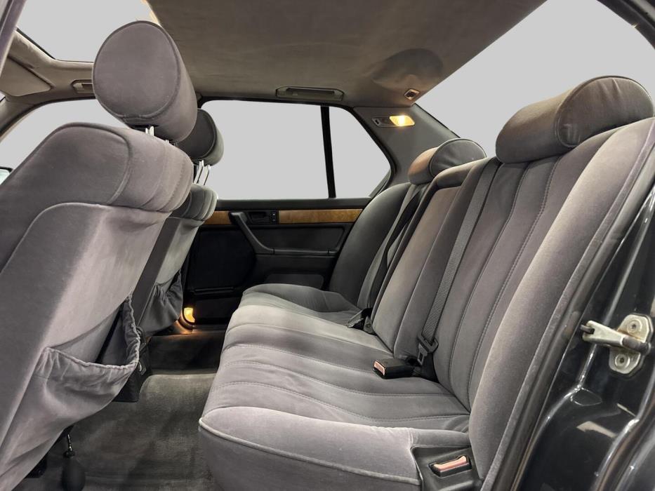 BMW 735 1987