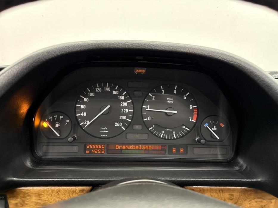 BMW 735 1987
