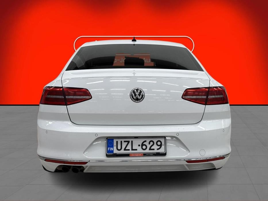 VOLKSWAGEN Passat 2017