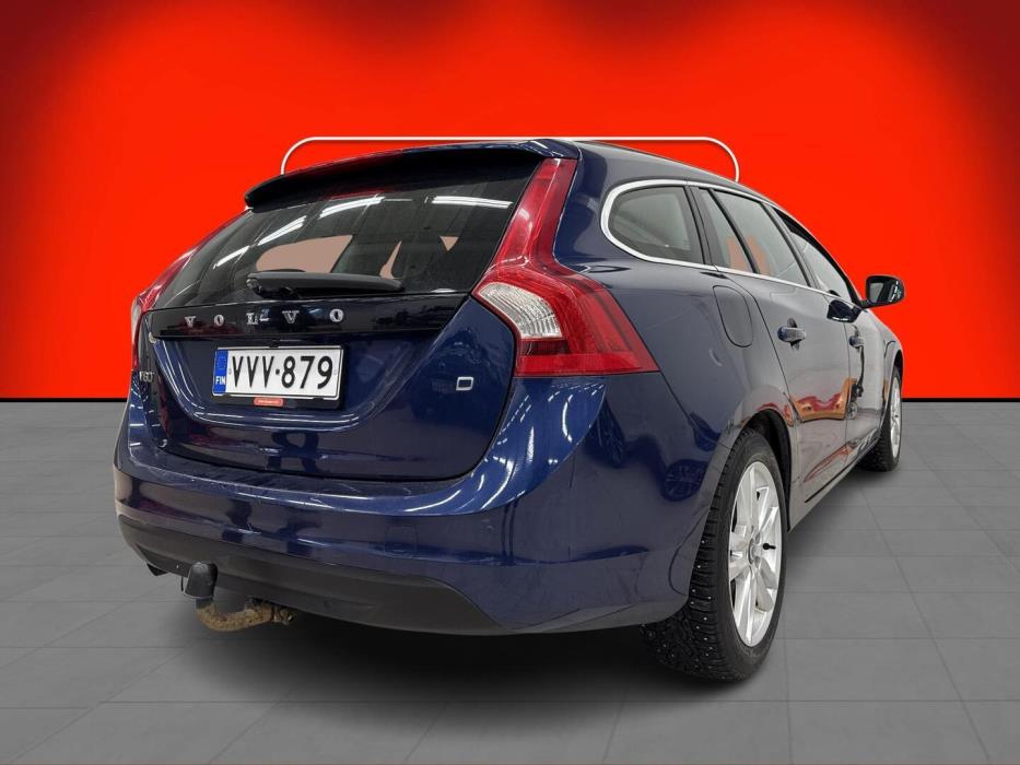 VOLVO V60 2012