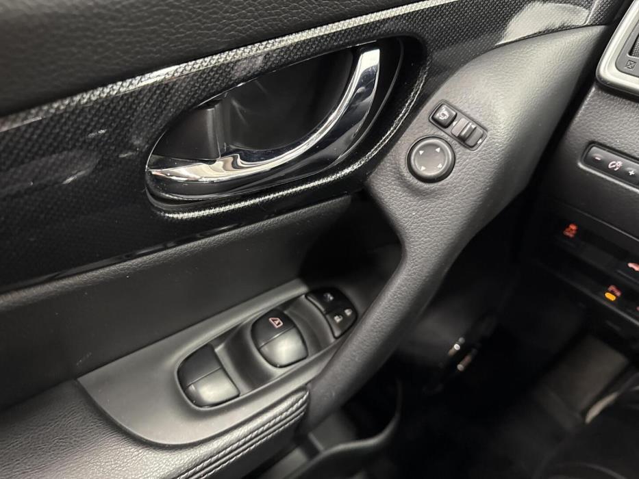 NISSAN X-Trail 2015