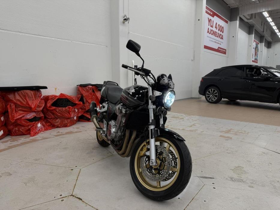 HONDA CB 2007
