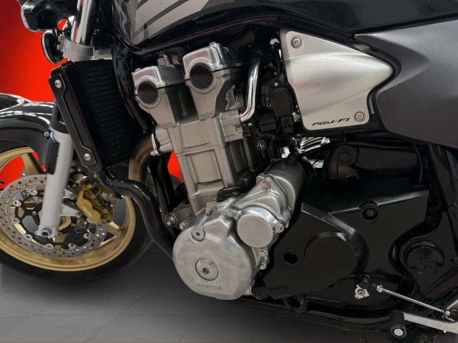 HONDA CB 2007