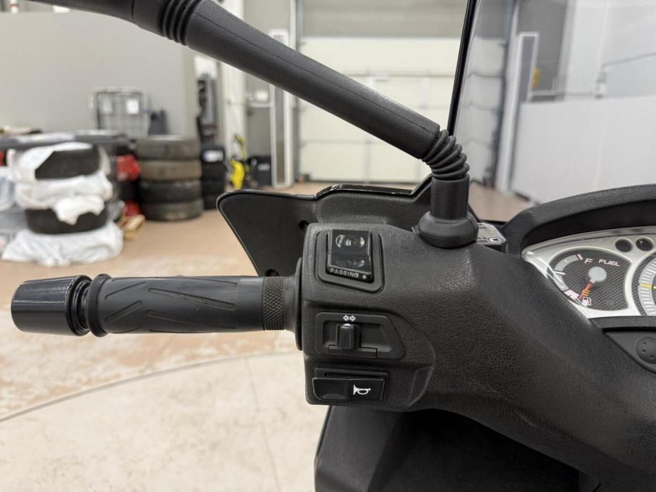 YAMAHA X-MAX 2009