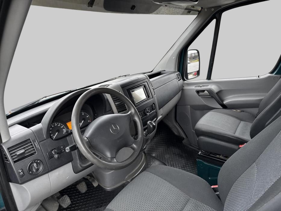 MERCEDES-BENZ Sprinter 2011