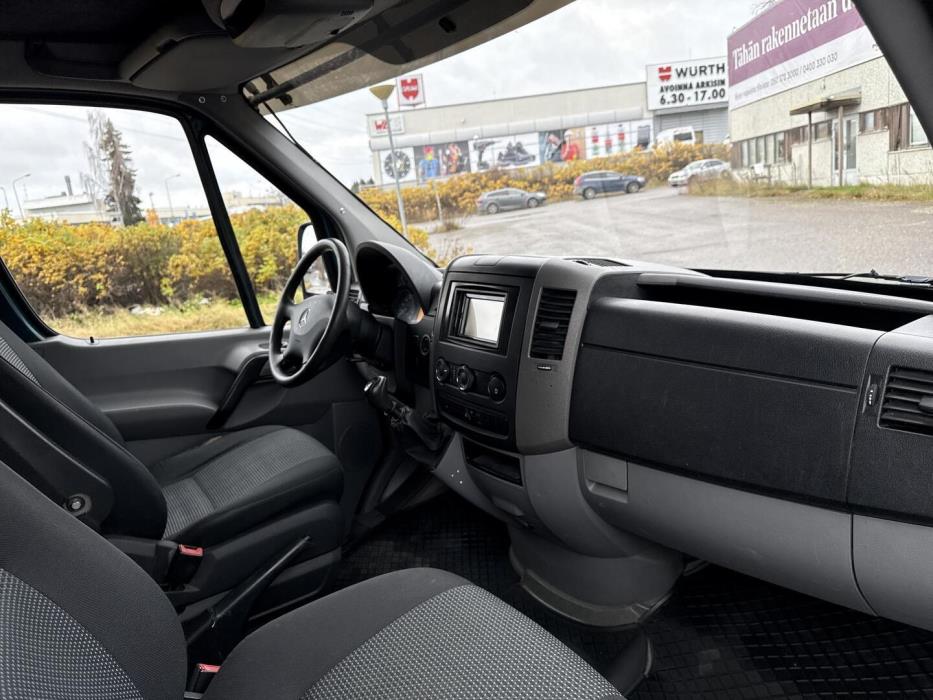 MERCEDES-BENZ Sprinter 2011