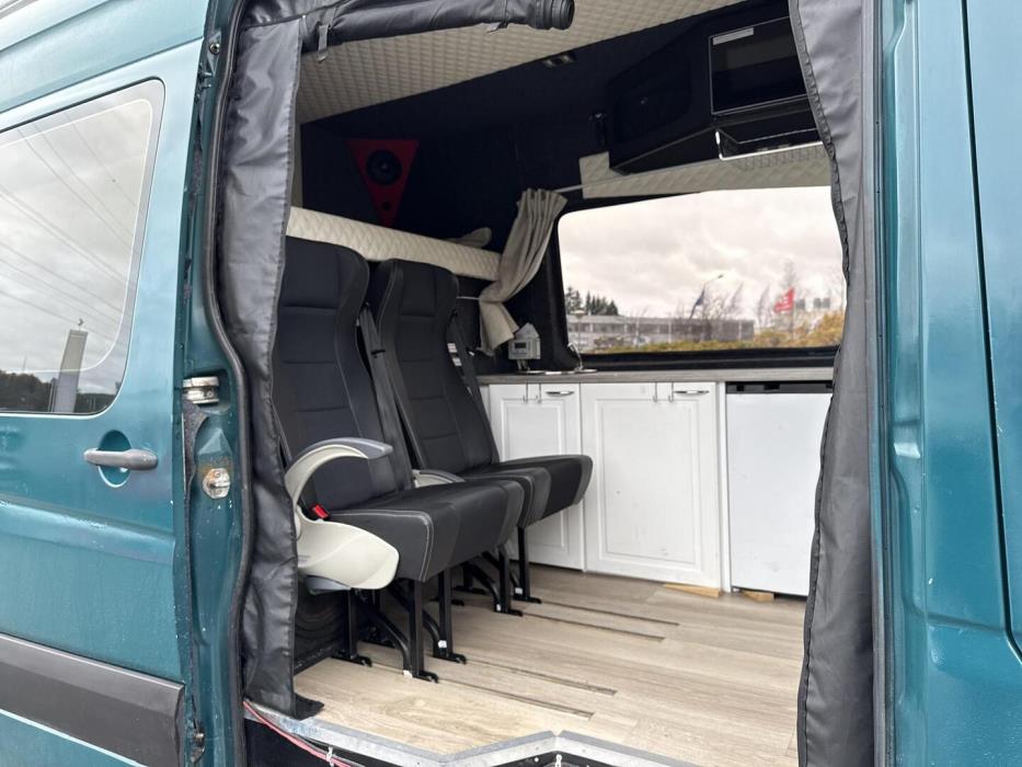 MERCEDES-BENZ Sprinter 2011