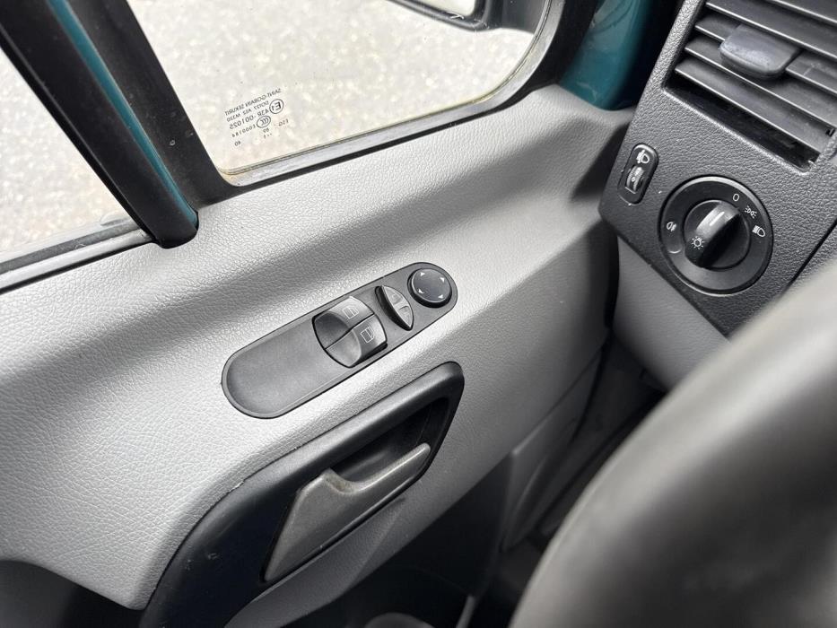 MERCEDES-BENZ Sprinter 2011