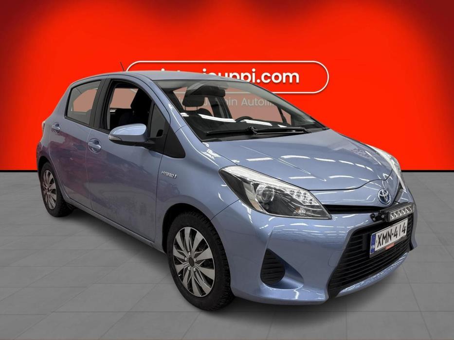 TOYOTA Yaris 2012