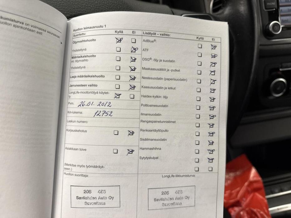 VOLKSWAGEN Tiguan 2011