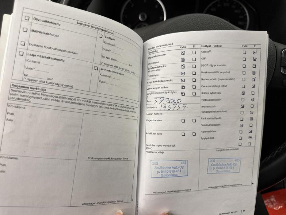 VOLKSWAGEN Tiguan 2011