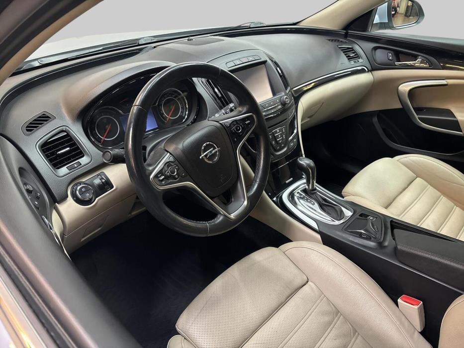 OPEL INSIGNIA 2015