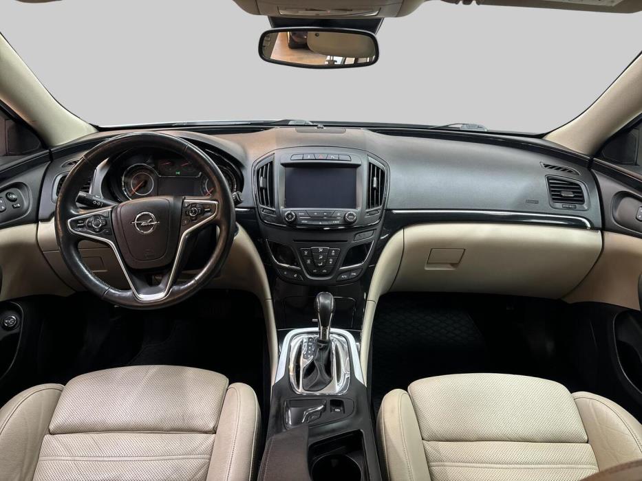 OPEL INSIGNIA 2015