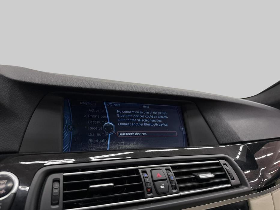 BMW M5 2011