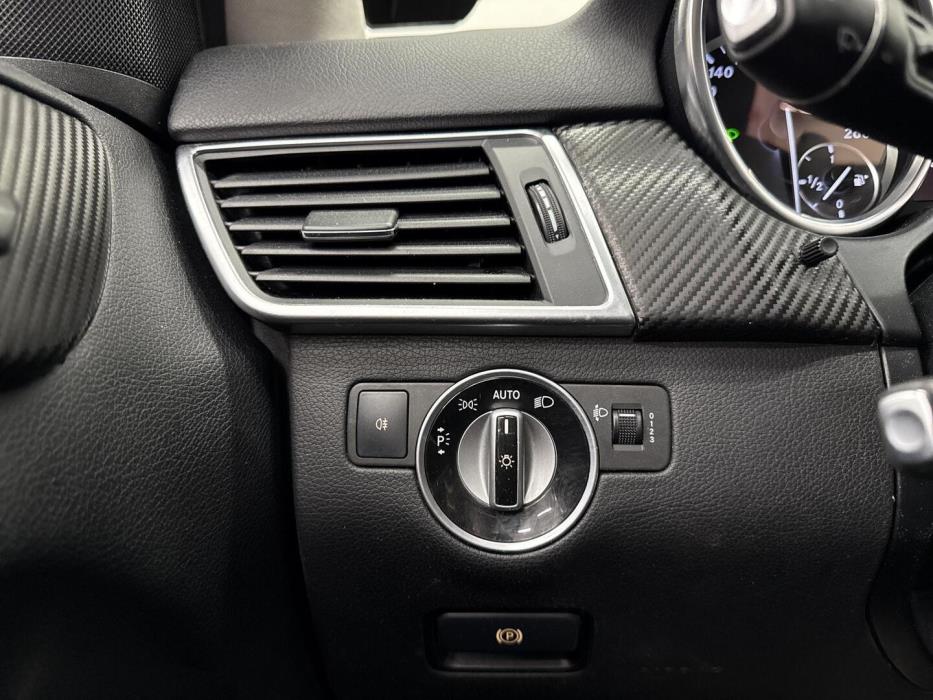 MERCEDES-BENZ ML 2012