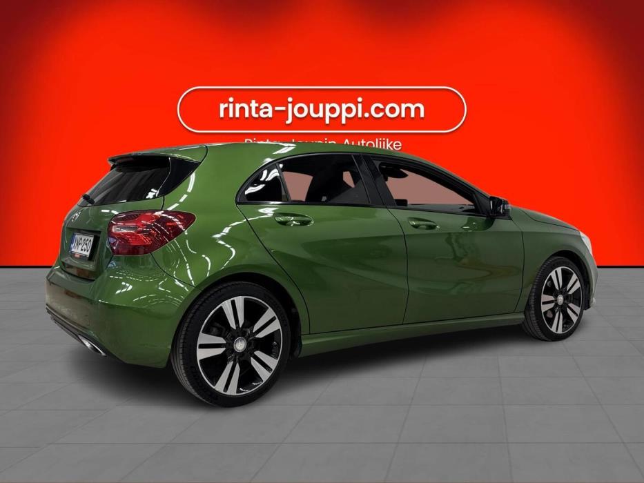 MERCEDES-BENZ A 2016