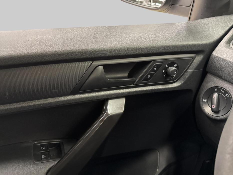 VOLKSWAGEN Caddy 2017