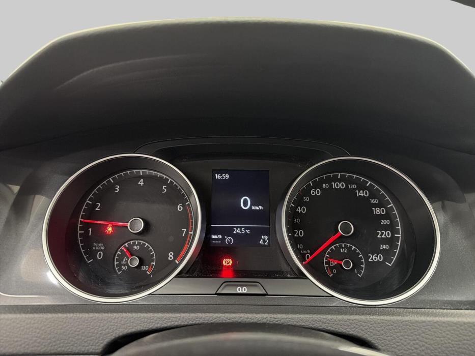 VOLKSWAGEN Golf 2017