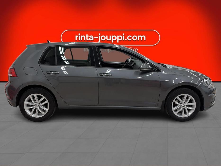 VOLKSWAGEN Golf 2017