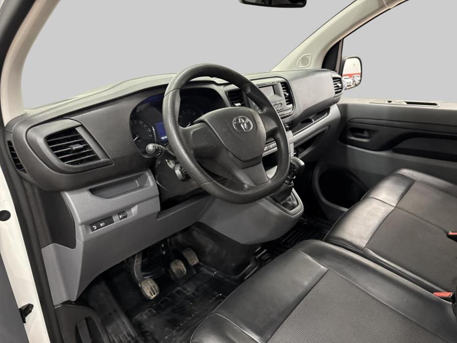 TOYOTA Proace 2020