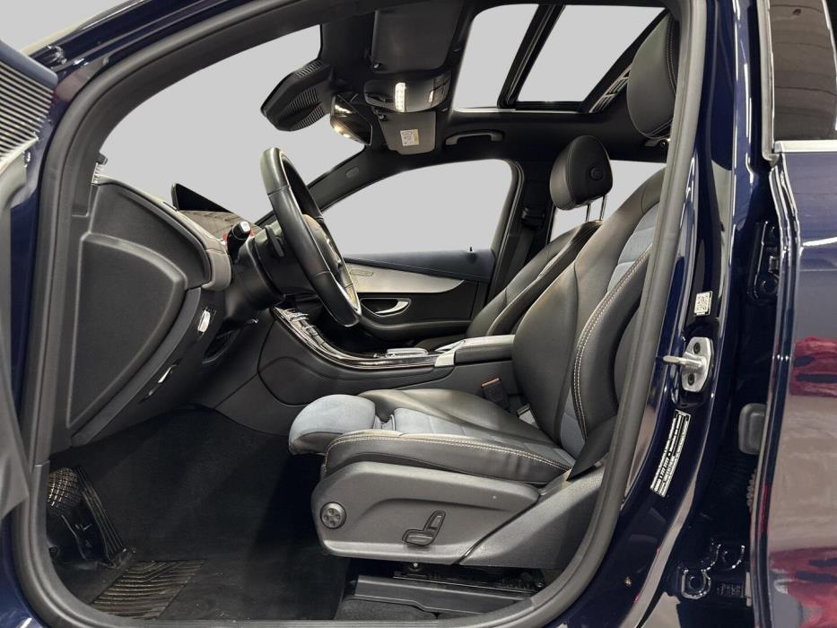 MERCEDES-BENZ EQC 2021