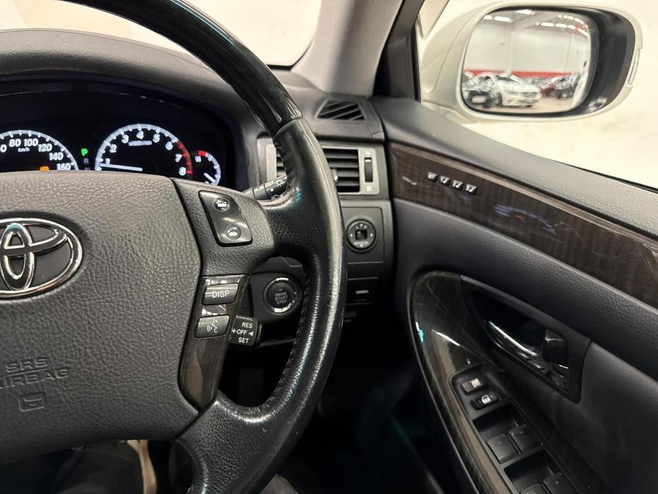TOYOTA Crown 2004