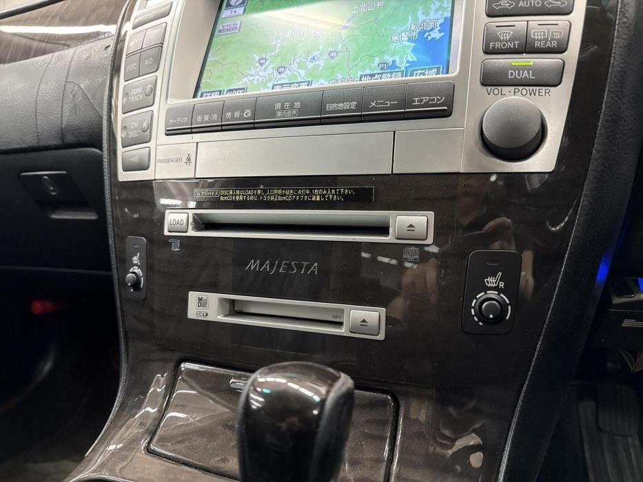 TOYOTA Crown 2004