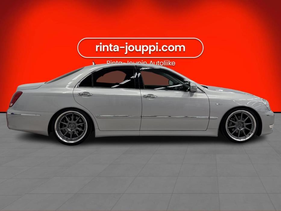TOYOTA Crown 2004