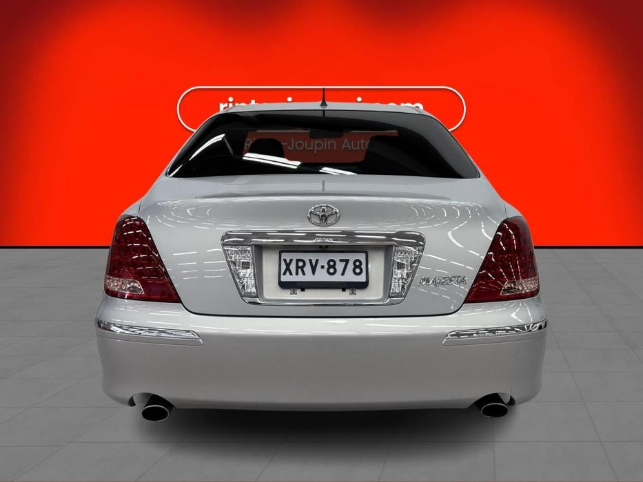 TOYOTA Crown 2004