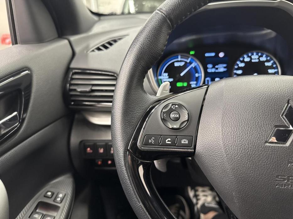 MITSUBISHI Eclipse Cross 2022