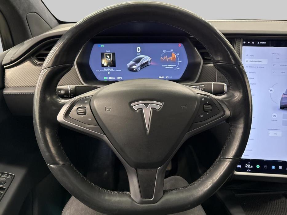 TESLA Model X 2018