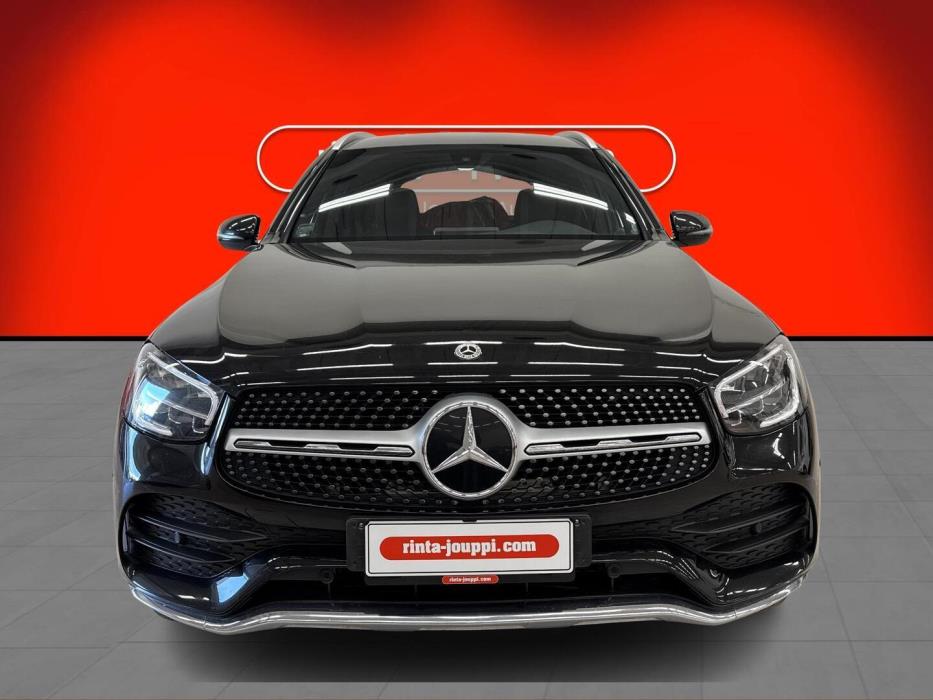 MERCEDES-BENZ GLC 2021