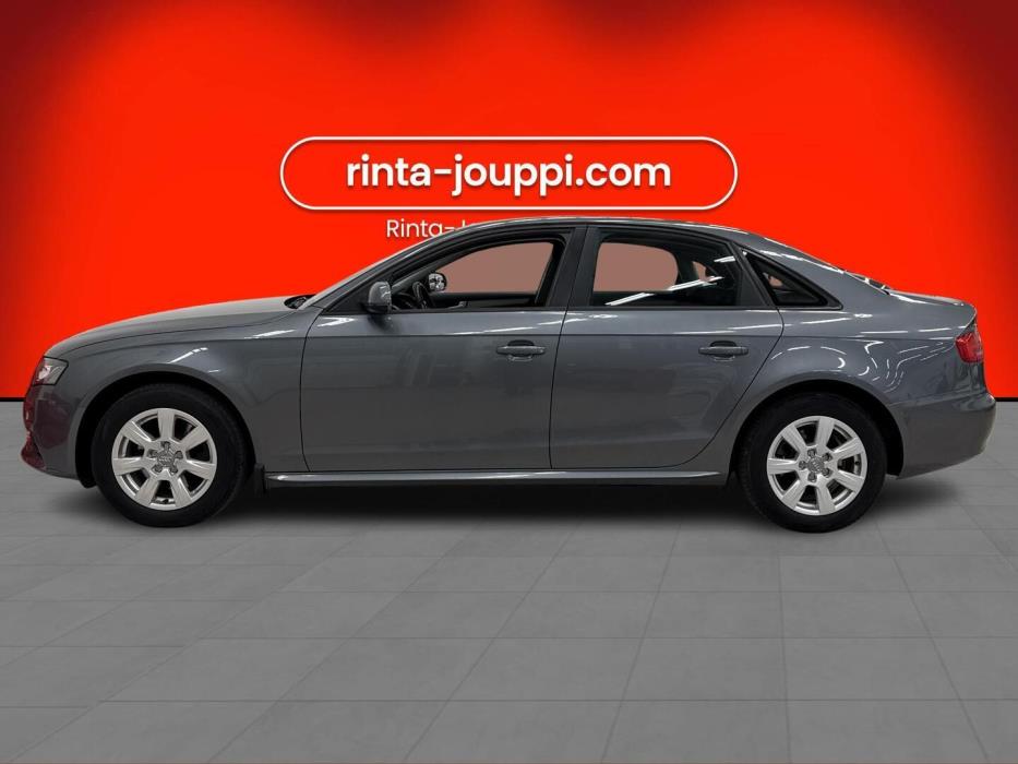 AUDI A4 2011