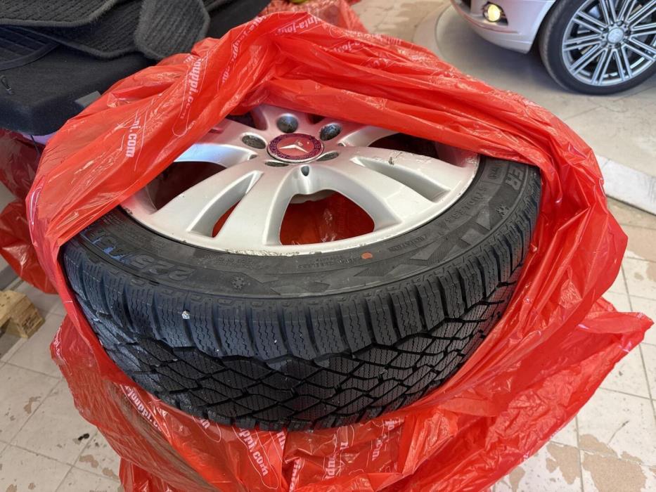 MERCEDES-BENZ C 2009