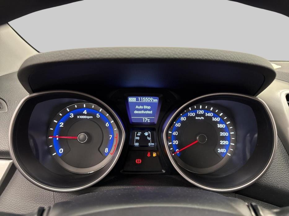 HYUNDAI i30 5d 2015