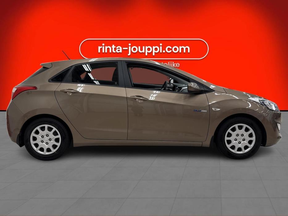 HYUNDAI i30 5d 2015