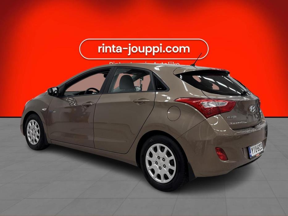 HYUNDAI i30 5d 2015