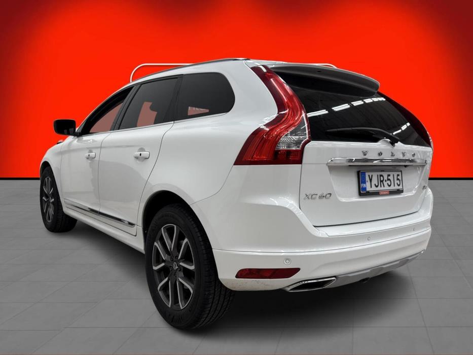 VOLVO XC60 2017