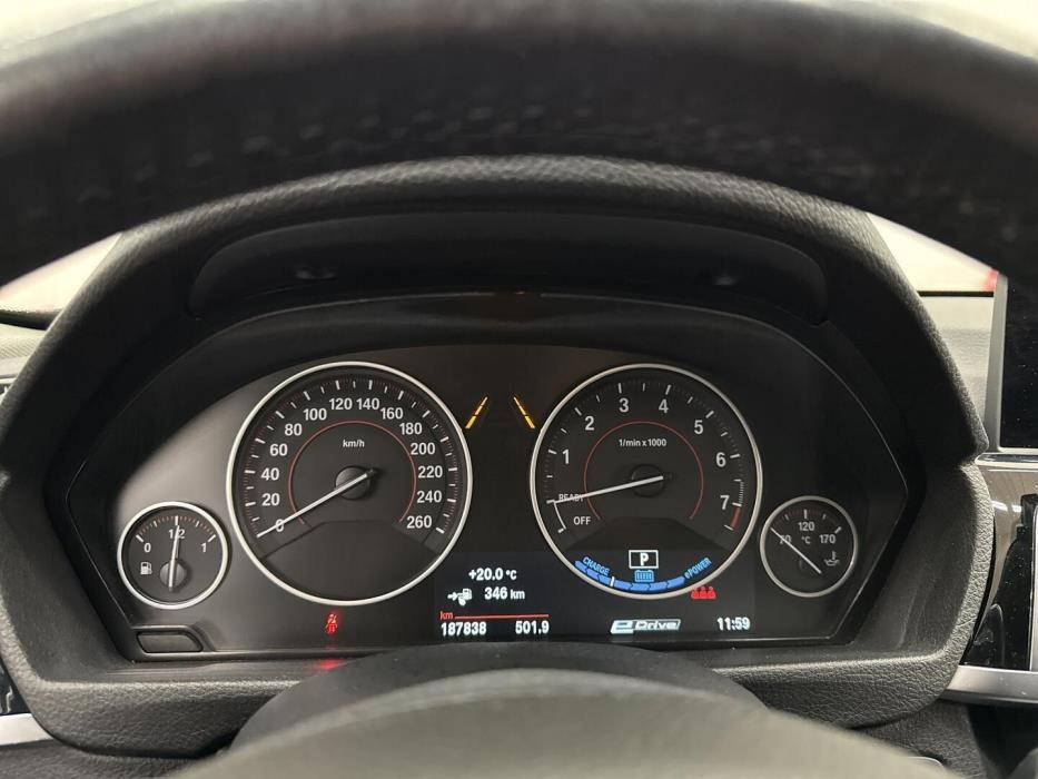 BMW 330 2017